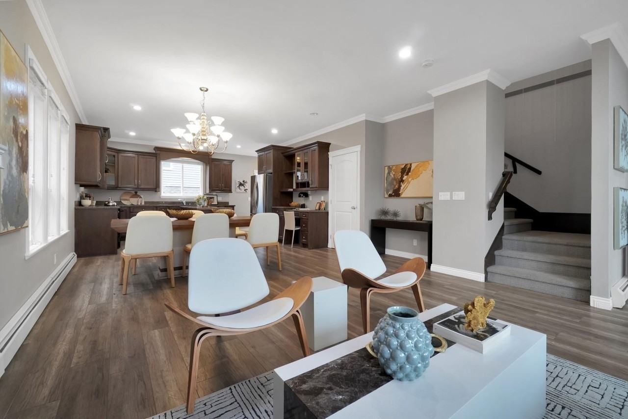 193 St 66 Ave #main - Photo 4 of 15