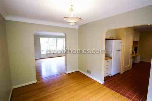 1630 SW Highland Pkwy - Photo 3 of 19