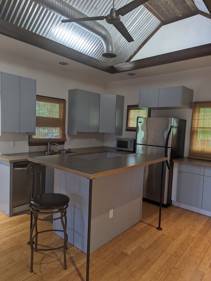 744 Law St Nw #NA - Photo 2 of 9