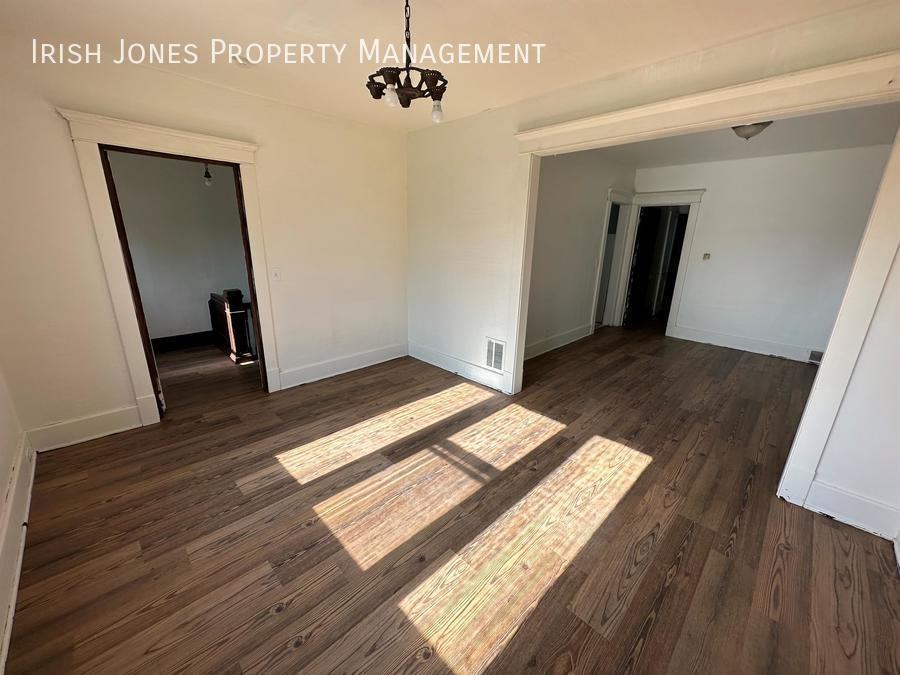 86 Longview Ave #2 - Photo 3 of 9