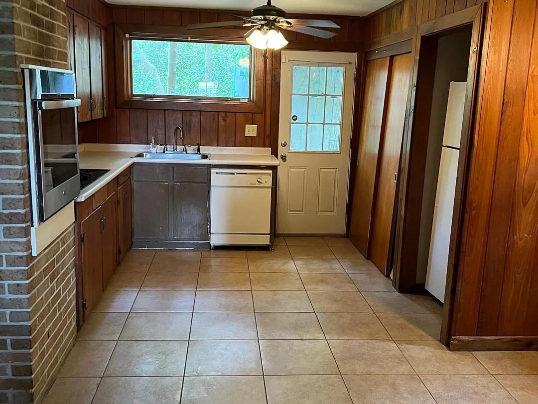 8756 Gail Dr #NA - Photo 3 of 11