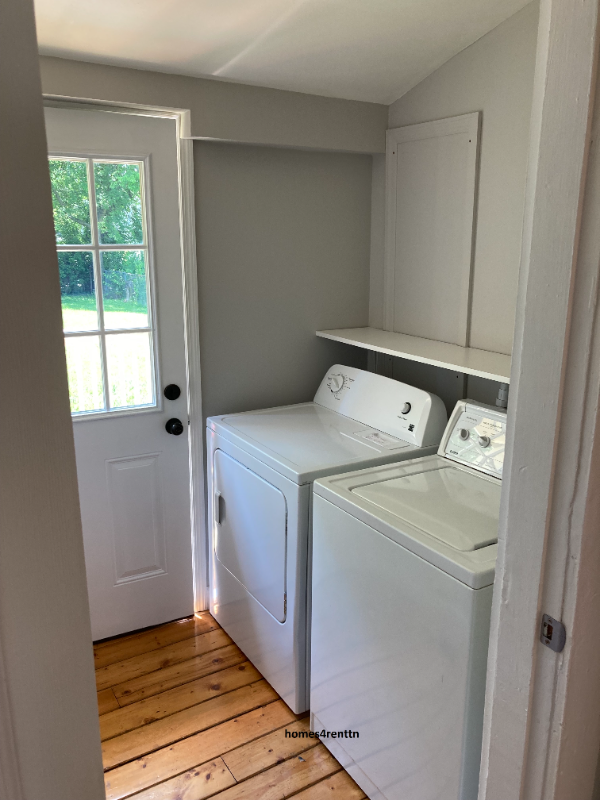 522 Radford Pl - Photo 3 of 31