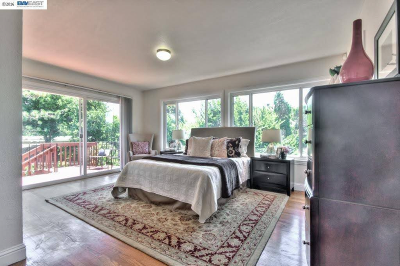 18096 Lamson Rd - Photo 2 of 10