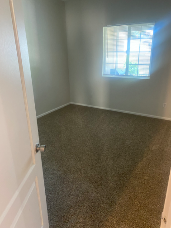 12208 E Kansas Pl - Photo 3 of 7