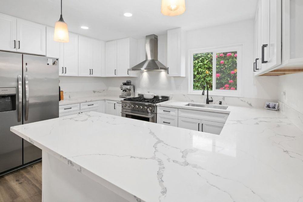 3623 Oleander Dr - Photo 3 of 12