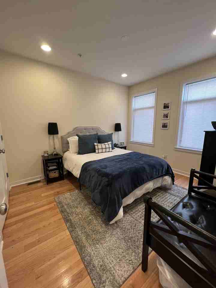 802 N 19th St #1 - Photo 5 of 14