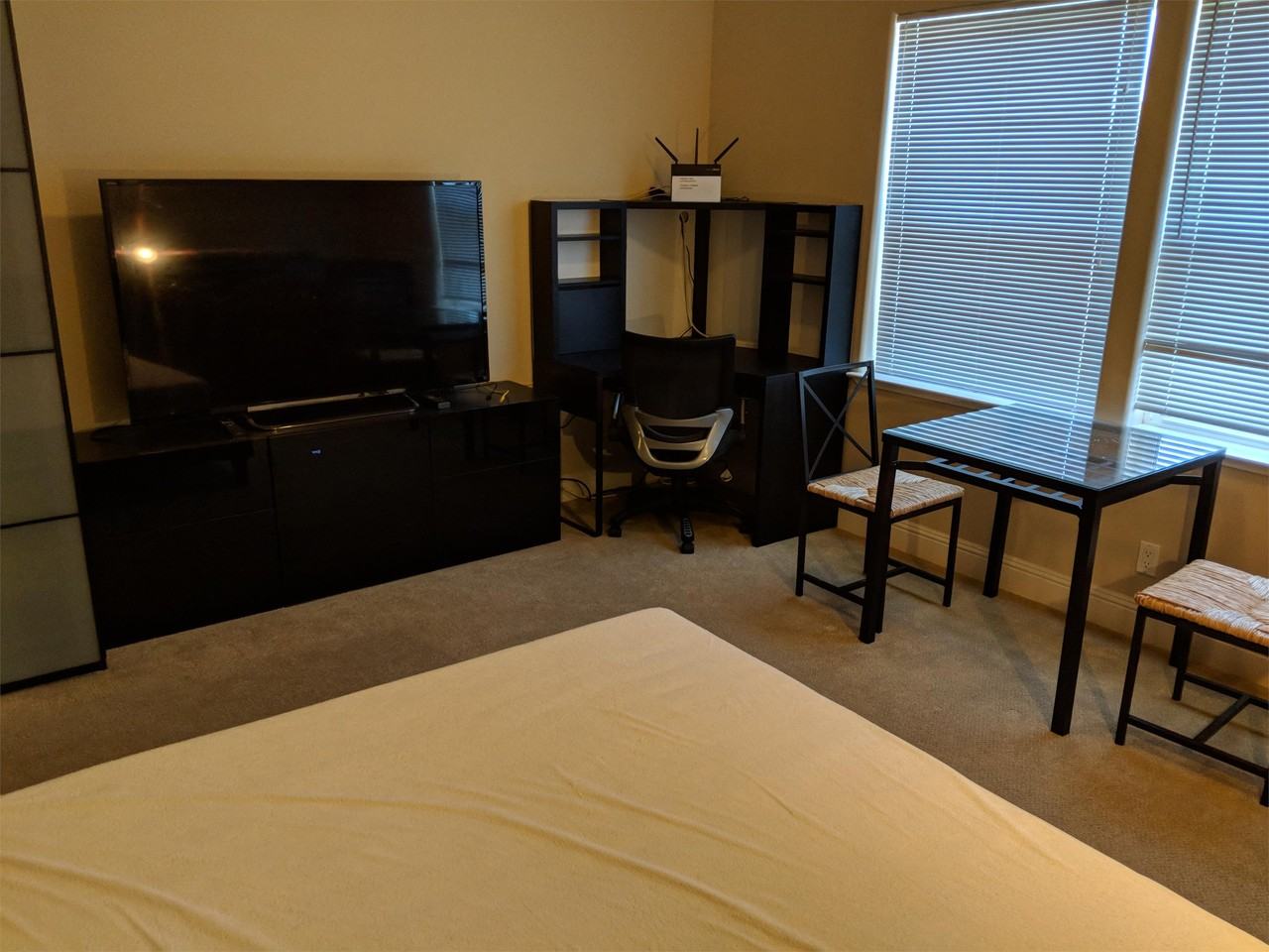 10030 Orange AveRoom 4 #4 - Photo 3 of 10