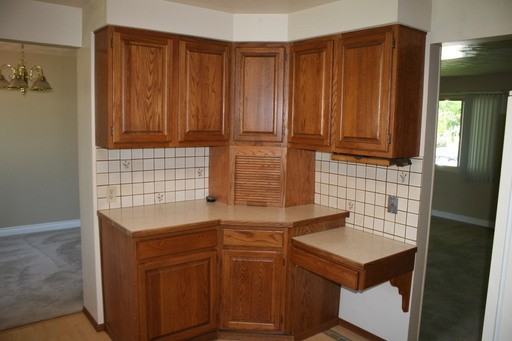 7006 N Normandie St - Photo 2 of 8