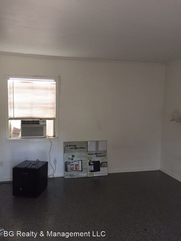 611 TULANE - Photo 3 of 5