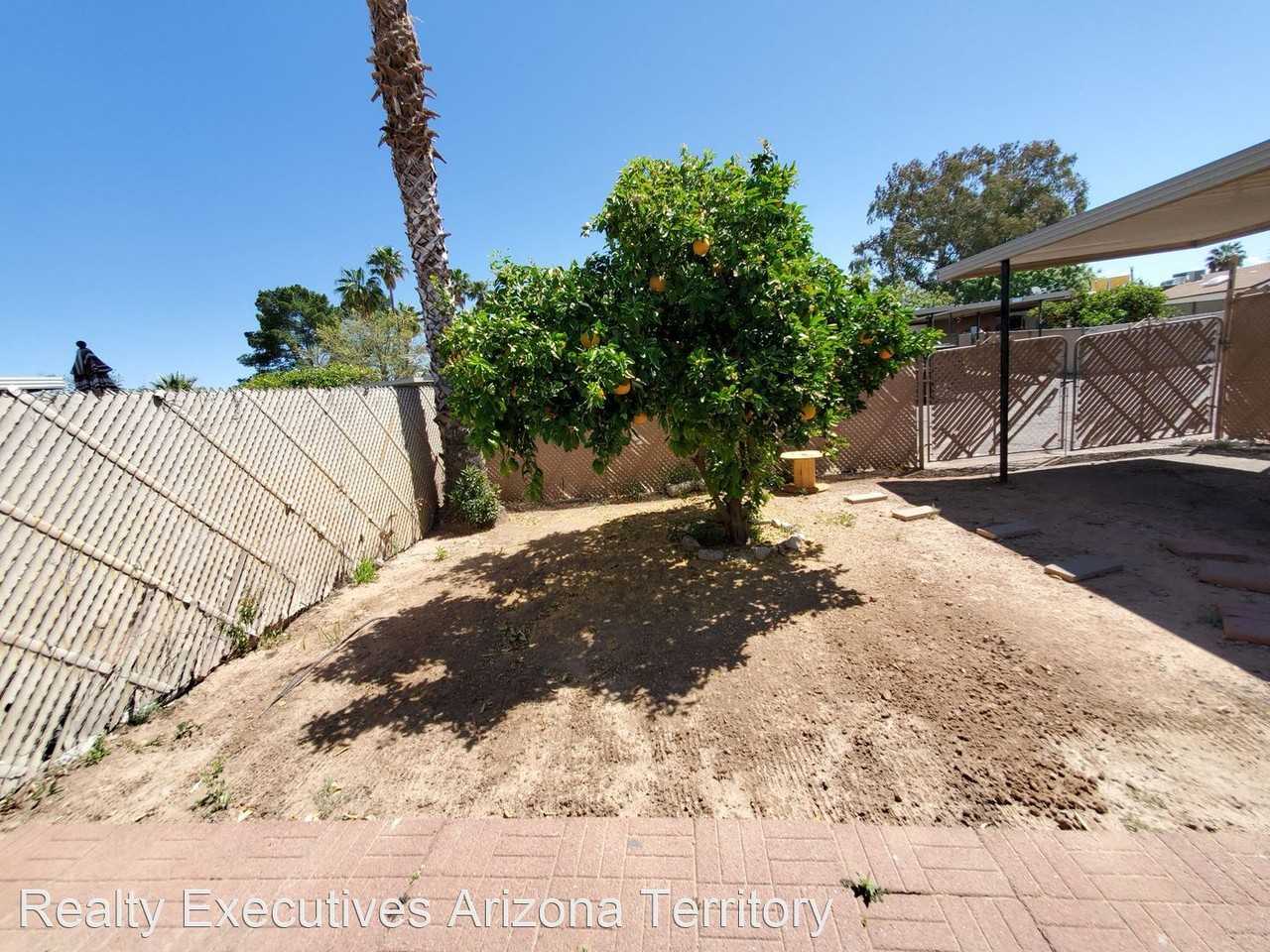 4020 S Lazy Palm Dr - Photo 2 of 11