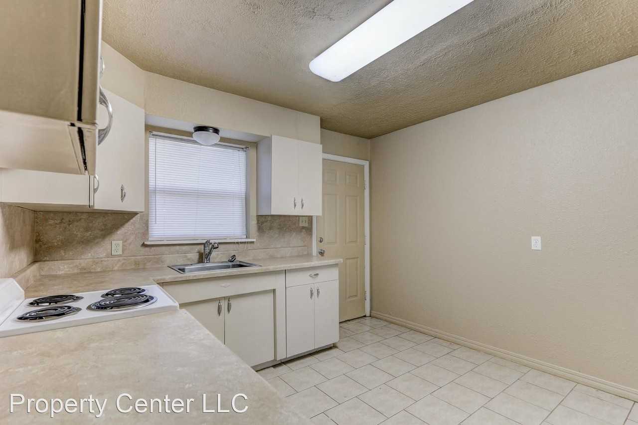 4172 4172 NW 23RD ST OWNER MAINT. - Photo 3 of 34