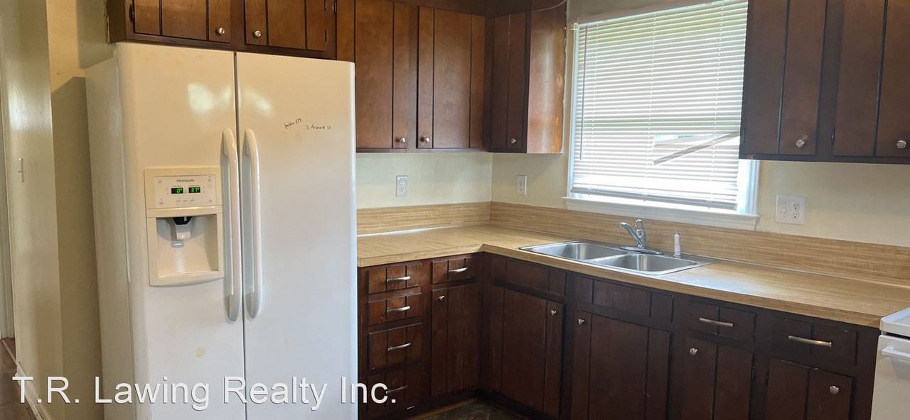 6050 Deep Green Dr - Photo 2 of 10