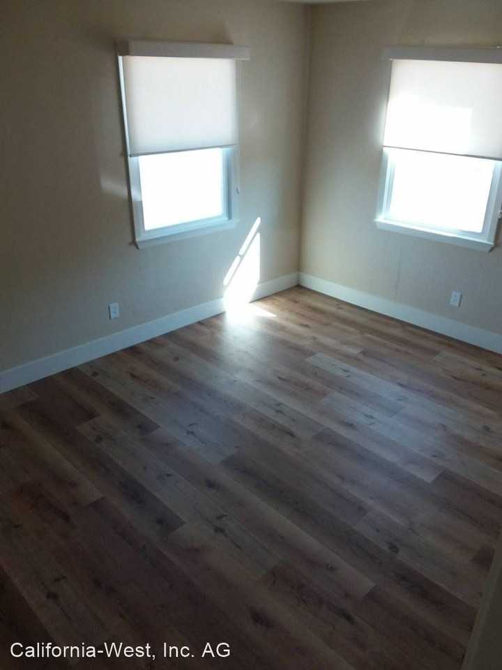 305, 311, 317, 319 Leeward & 627 Water - Photo 3 of 10