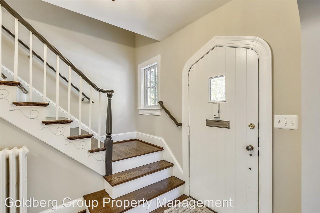 5014 Del Ray Ave - Photo 2 of 50