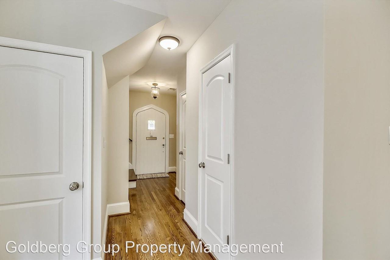 5014 Del Ray Ave - Photo 3 of 50