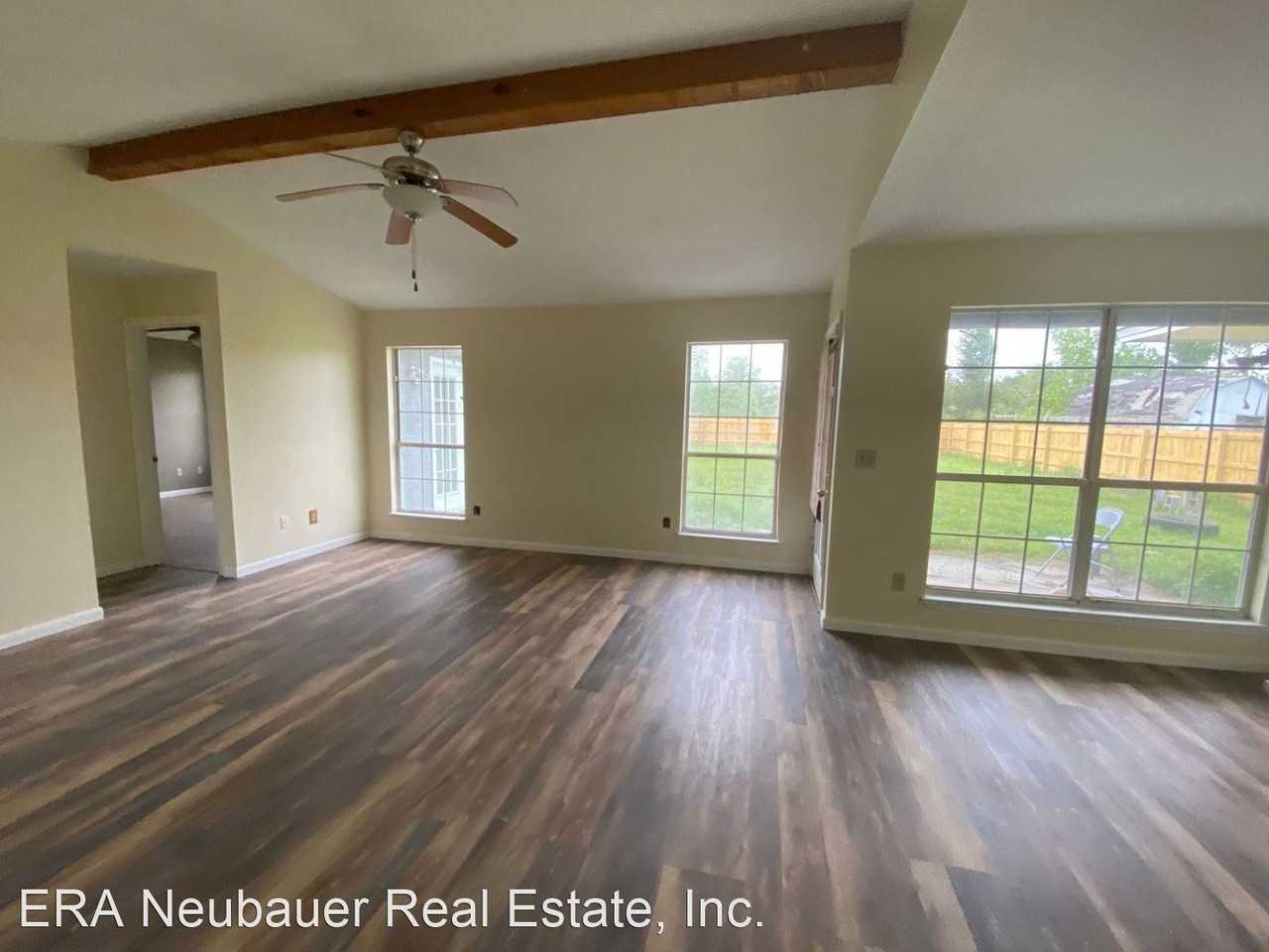 1143 S Katherine Ave - Photo 3 of 11