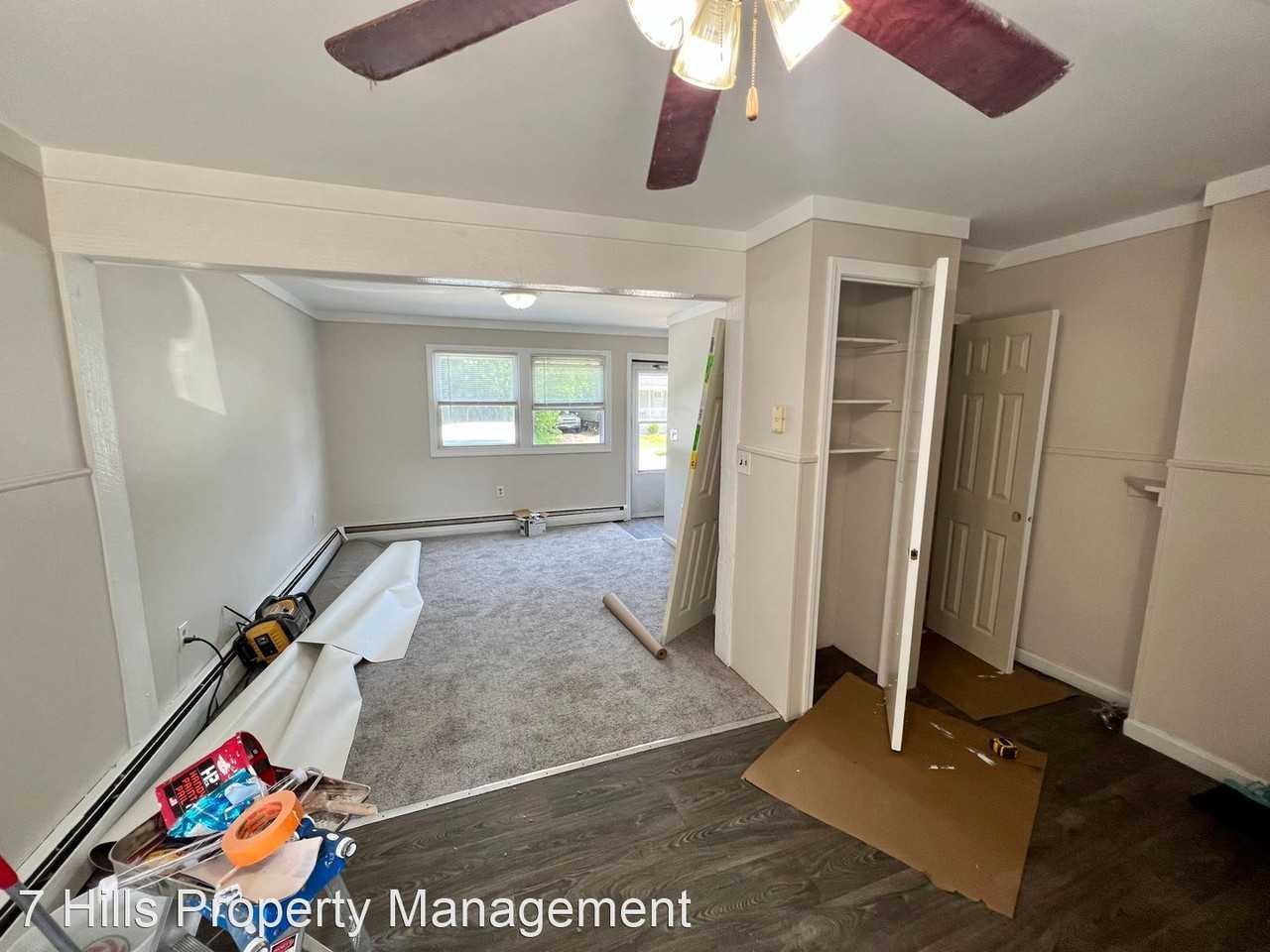 49 Boys Ave - Photo 3 of 12