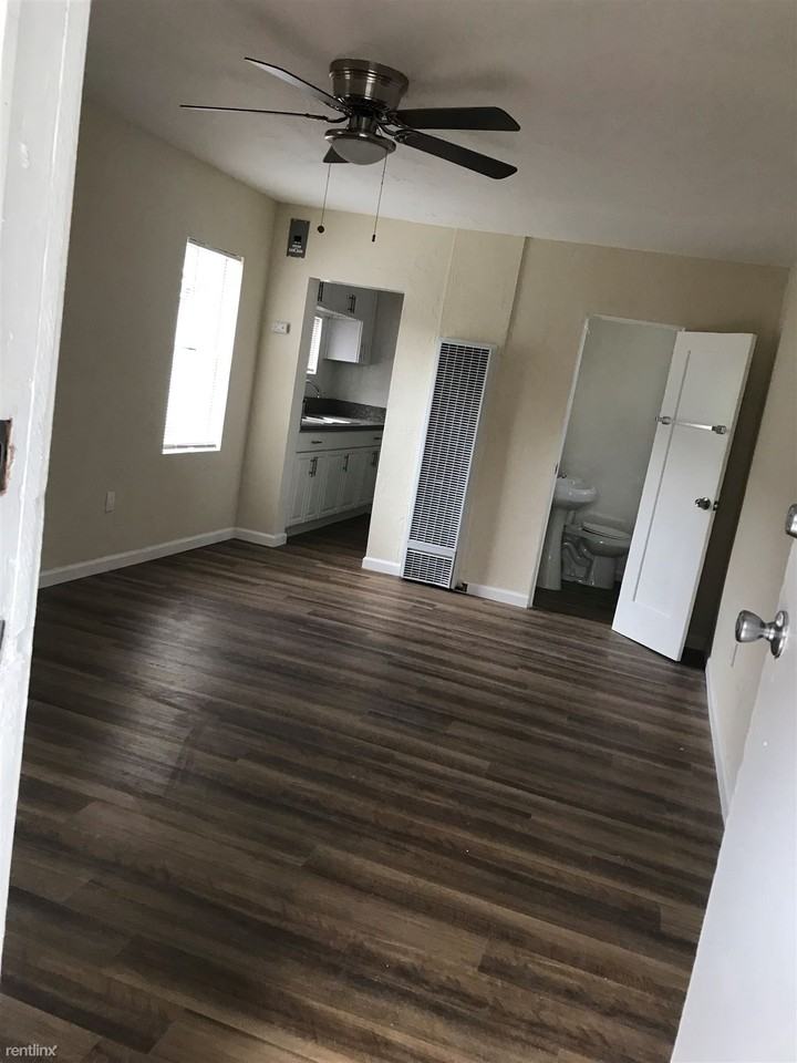 1133 Mahanna Ave #D - Photo 2 of 12
