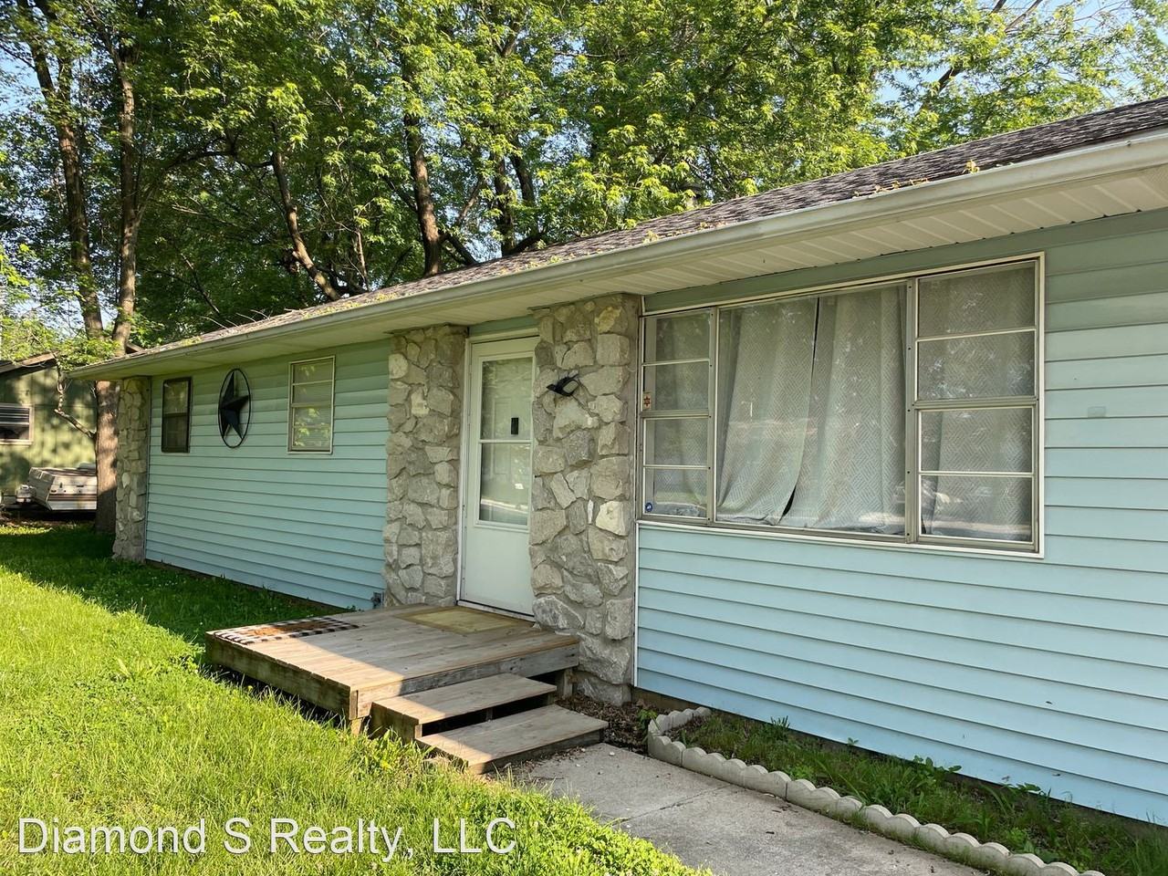 4233 W Monterrey St - Photo 2 of 16