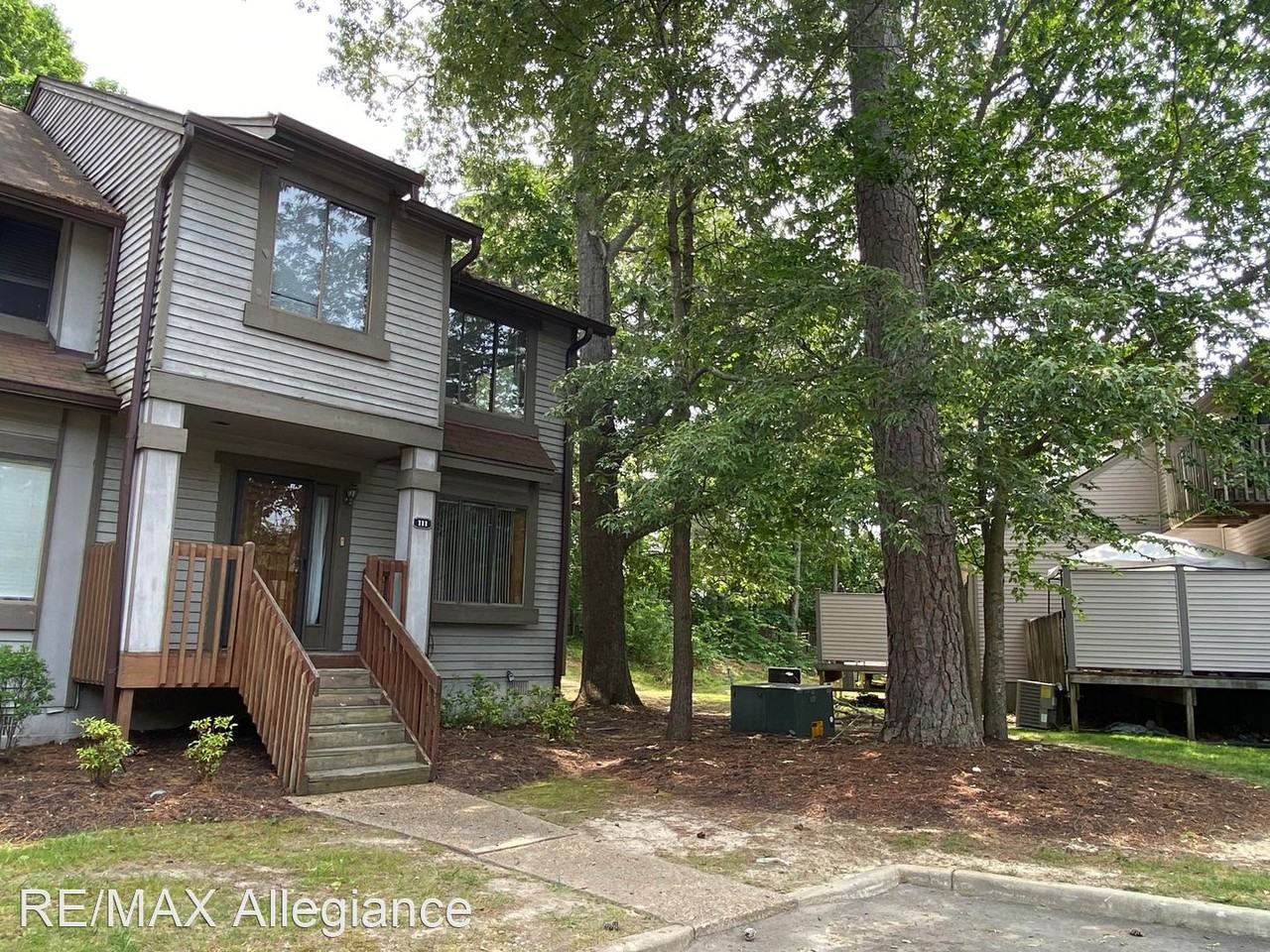 111 Inland View Dr - Photo 2 of 26