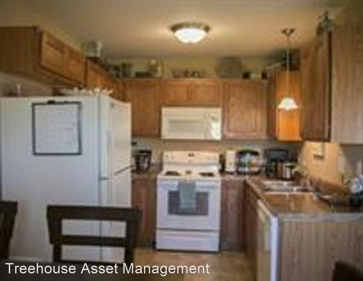 213 Kelly Ln - Photo 3 of 7