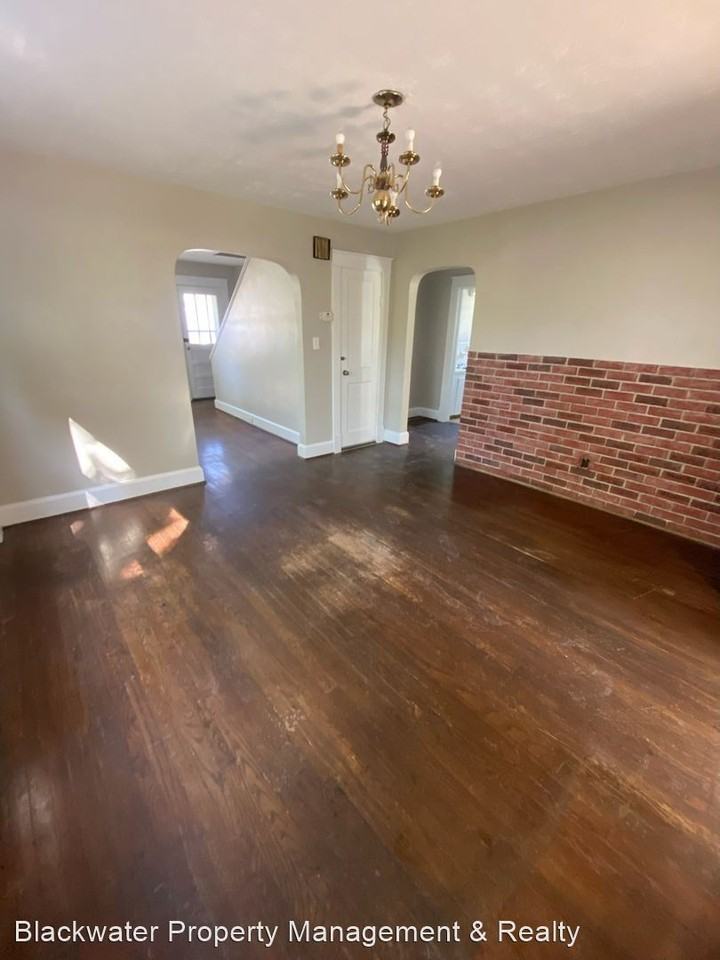 2518 Morson St - Photo 3 of 9