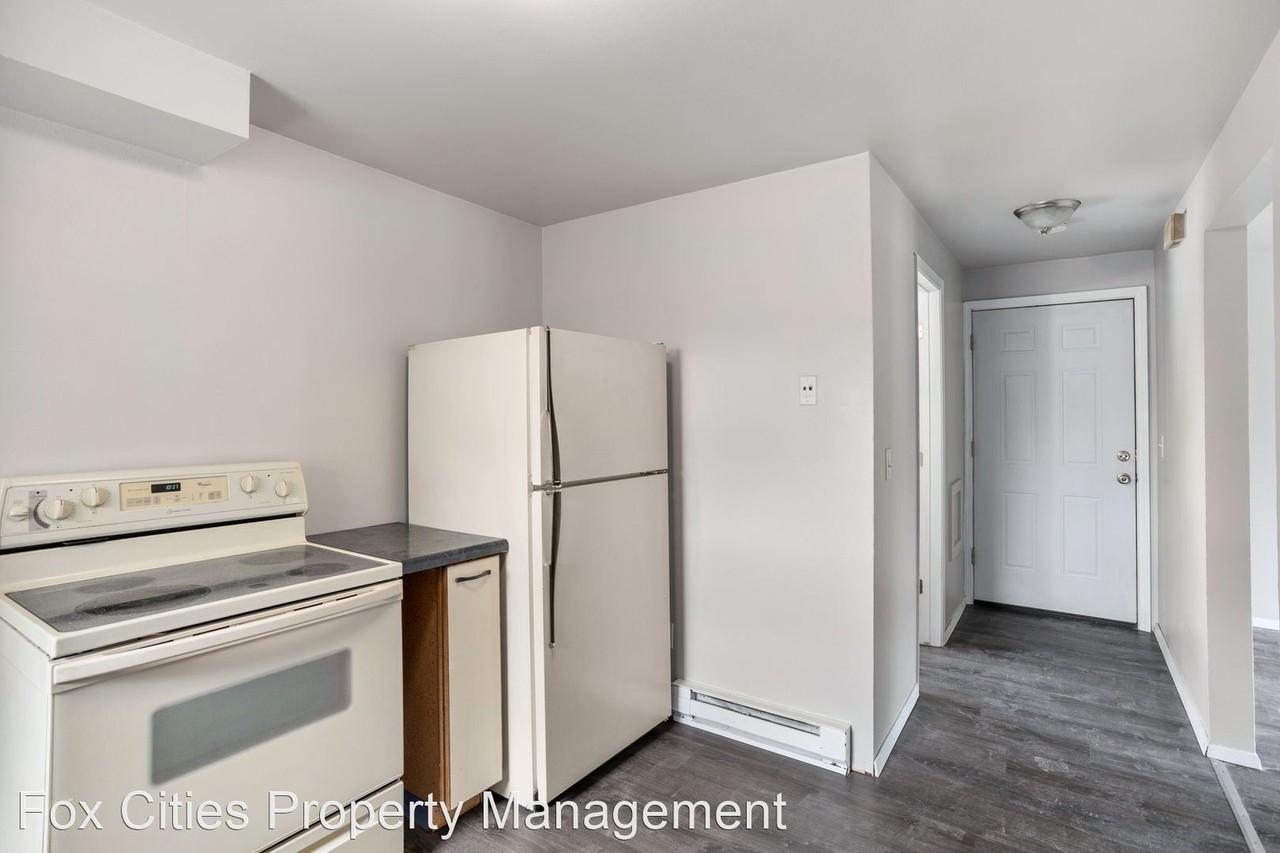 417 Caroline St - Photo 2 of 10