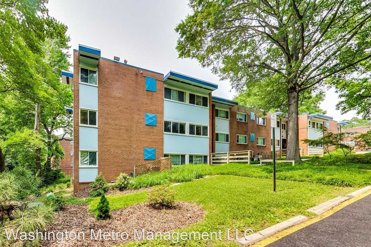 5651 Kennedy St #102 - Photo 2 of 19