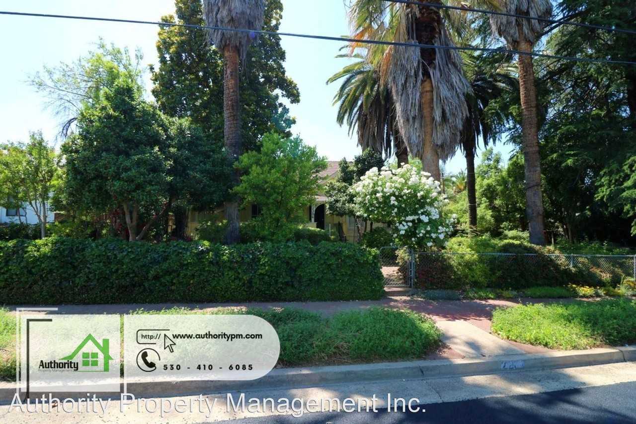 2204 Waldon St - Photo 2 of 39