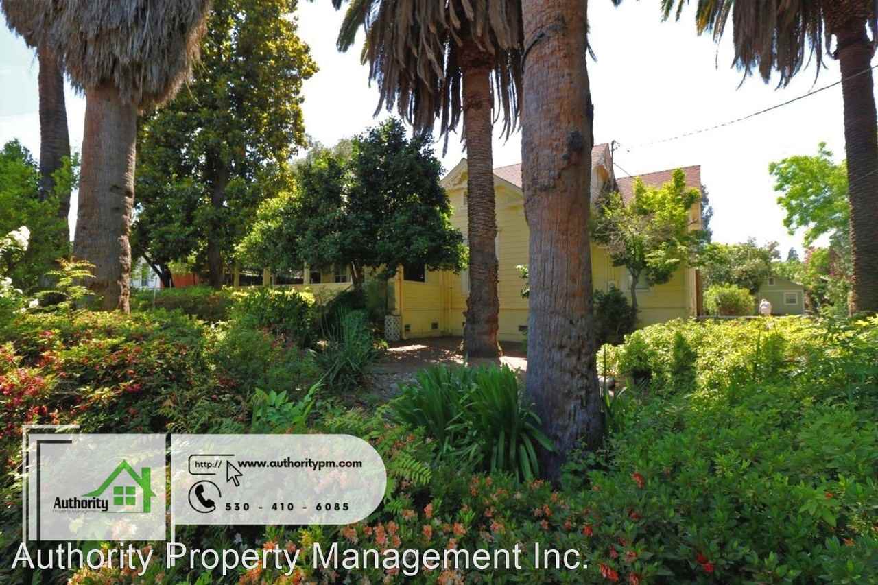 2204 Waldon St - Photo 3 of 39