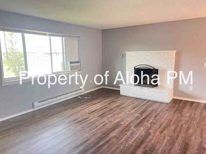 619 S White Cloud Dr - Photo 3 of 12