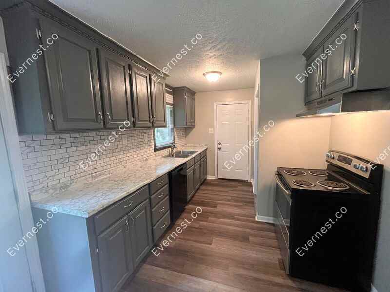 1369 Old Lake Rd - Photo 3 of 29