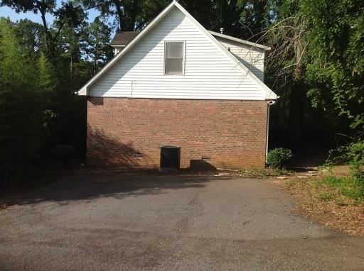 115 Hardin Dr - Photo 3 of 15