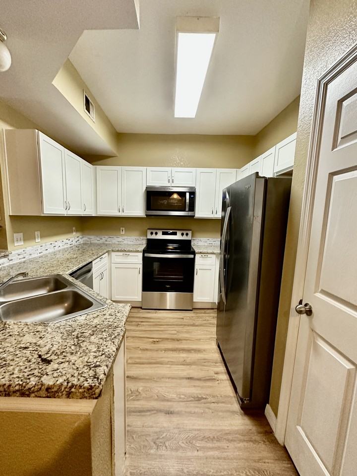 2025 Erving Cir #4201 - Photo 3 of 13