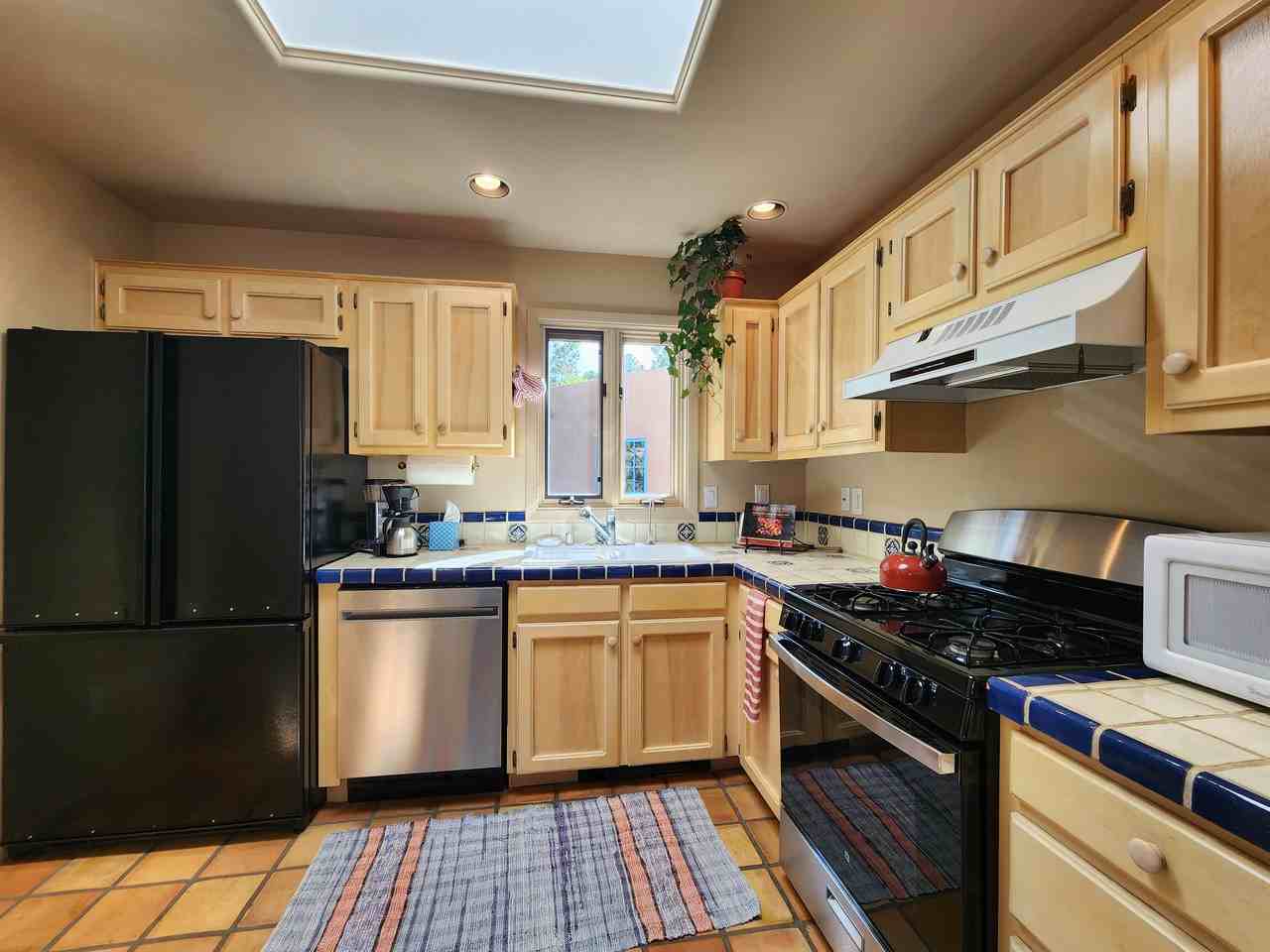 2326 Wilderness Rdg - Photo 2 of 11