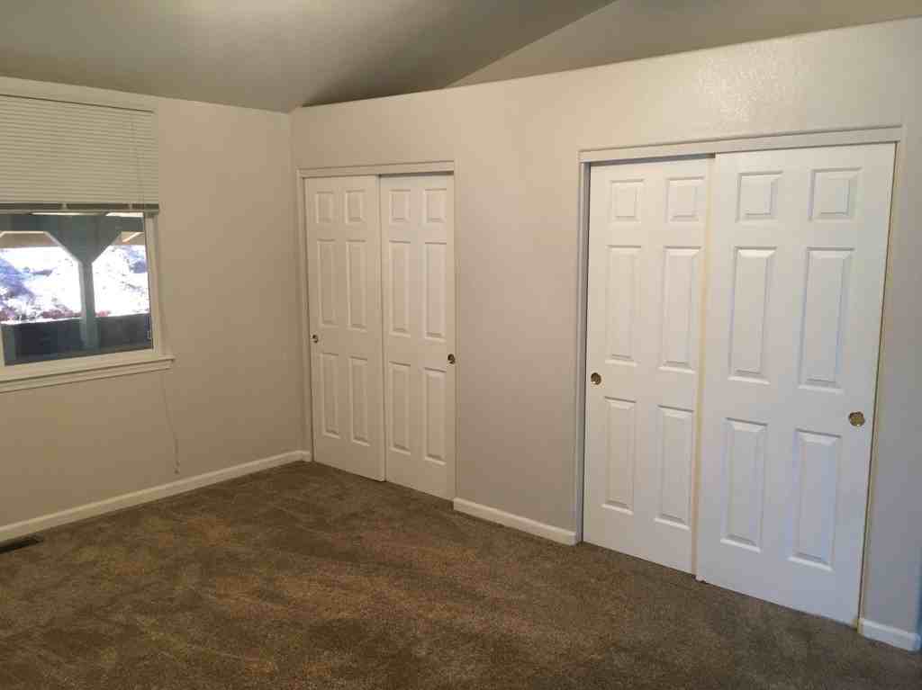 7095 Fairview Dr - Photo 6 of 16