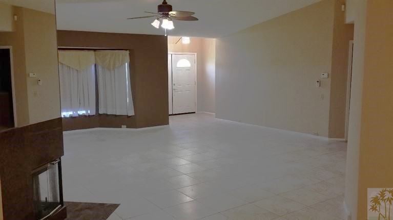 41740 Jamaica Sands Dr - Photo 2 of 16