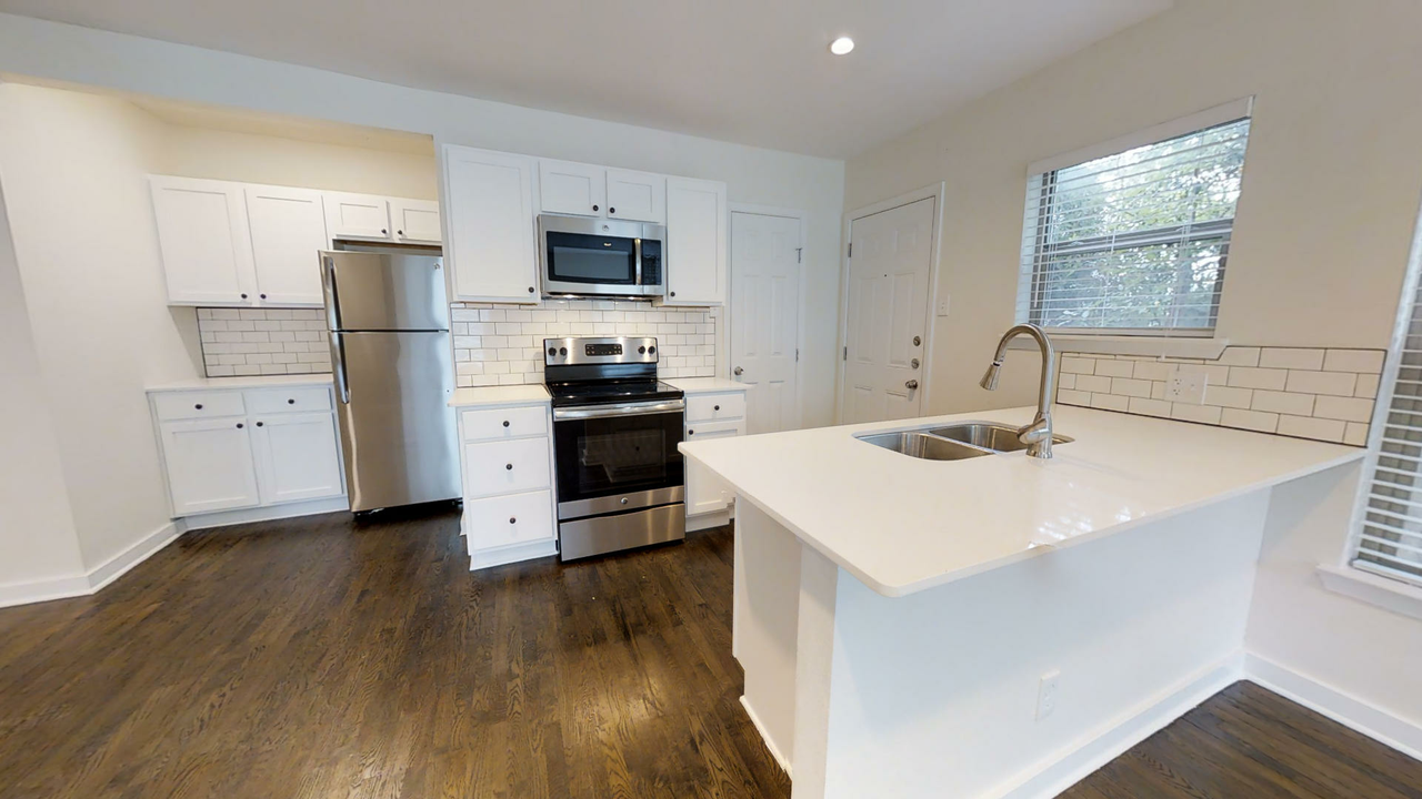 Devonshire - Photo 7 of 28