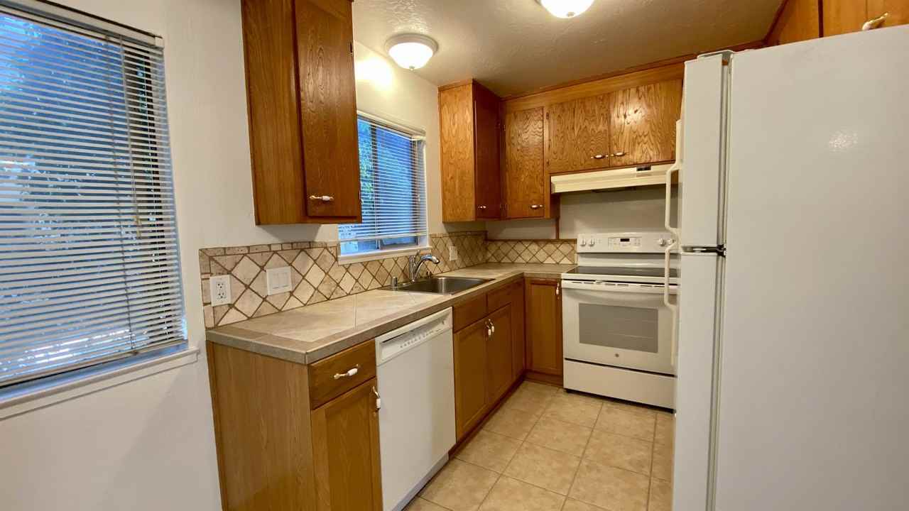 5715 Almaden Rd #1 - Photo 3 of 13