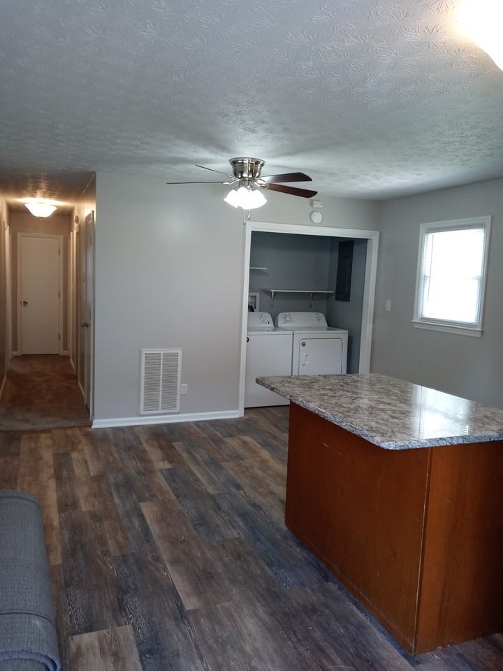 108 Brenda Drive - Photo 3 of 15