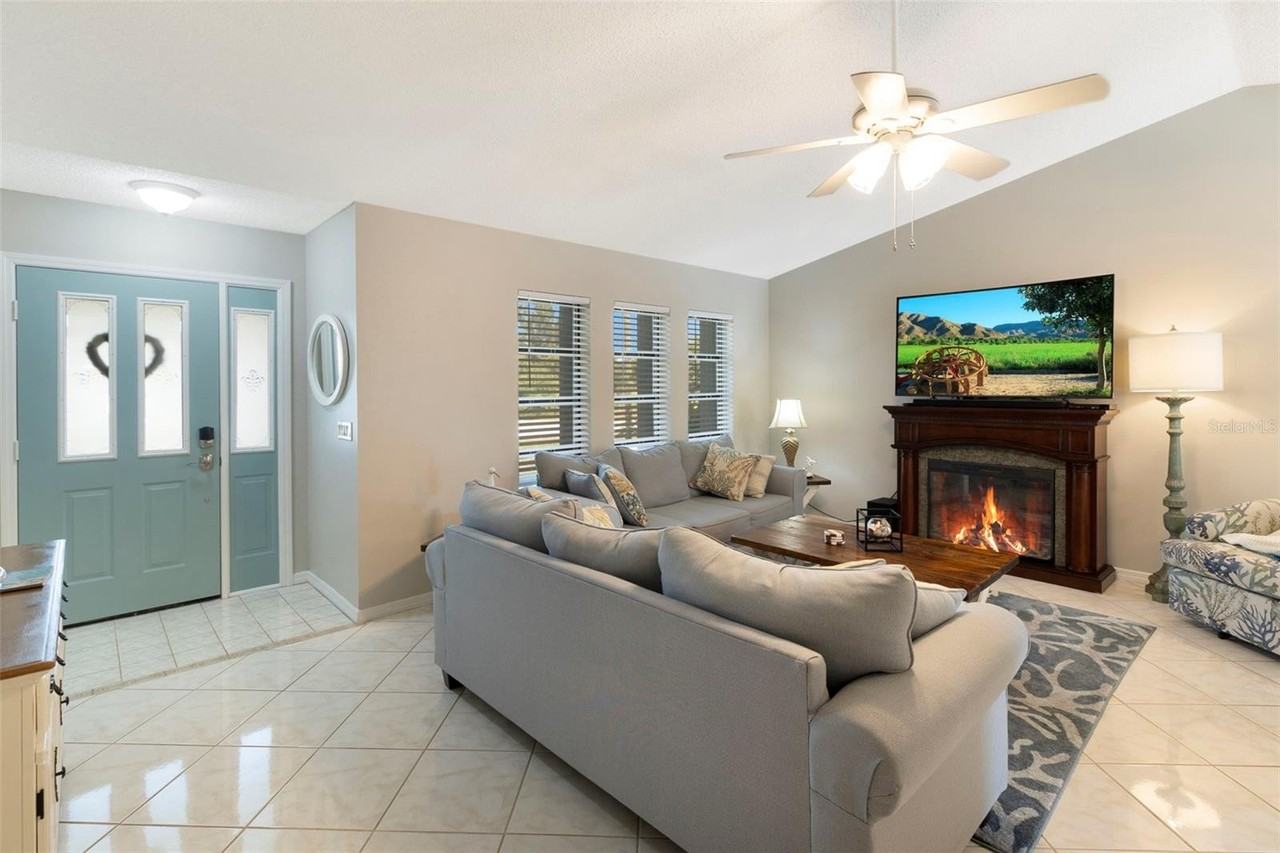 6320 Brookridge St - Photo 4 of 41