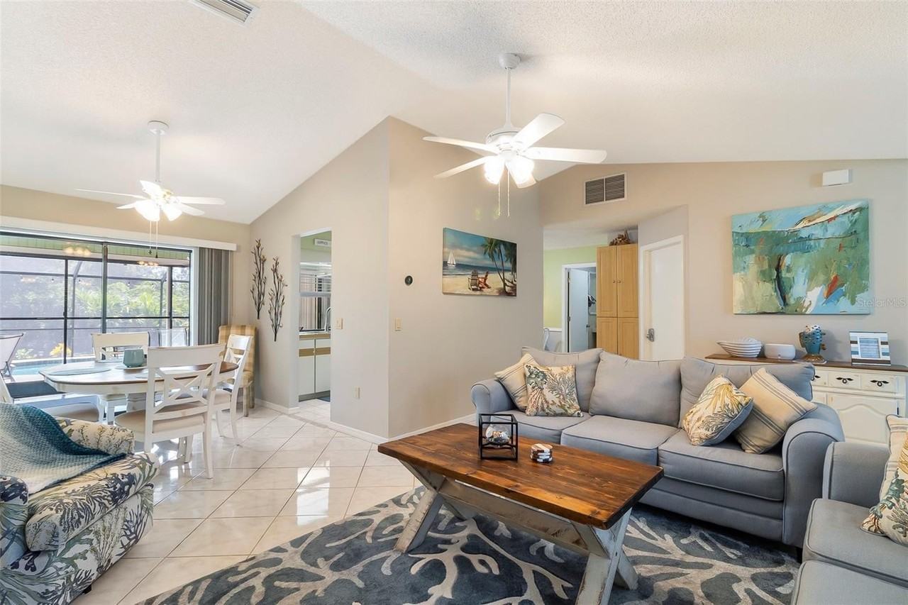 6320 Brookridge St - Photo 7 of 41