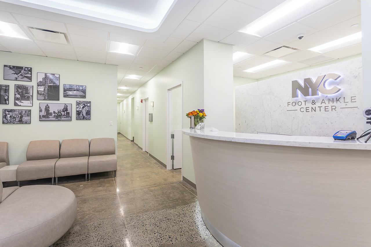 2599 Broadway - Photo 3 of 4