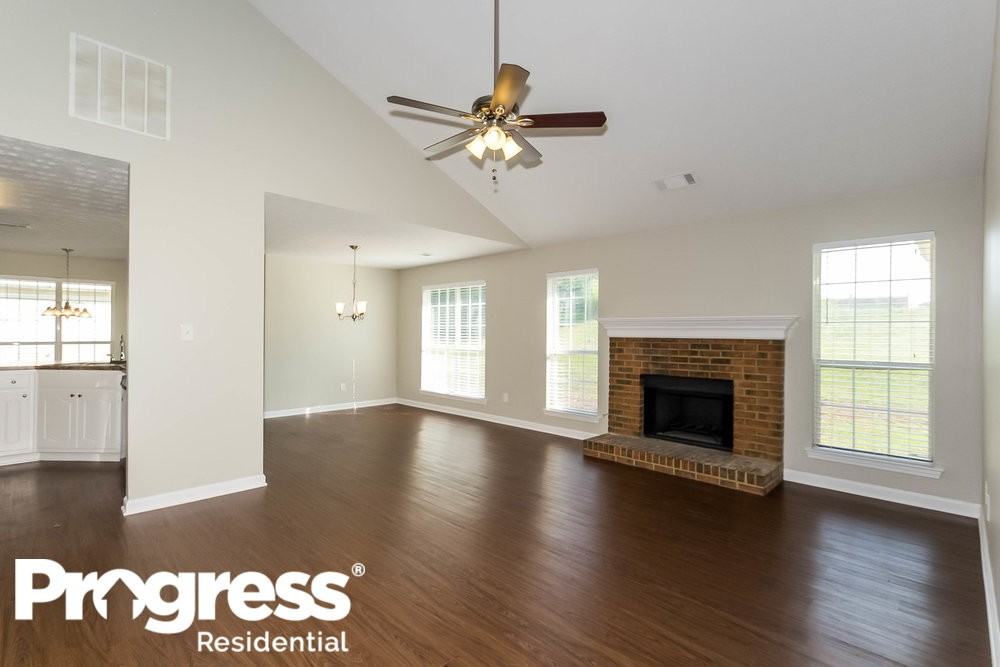 2157 Kellington Dr - Photo 2 of 15