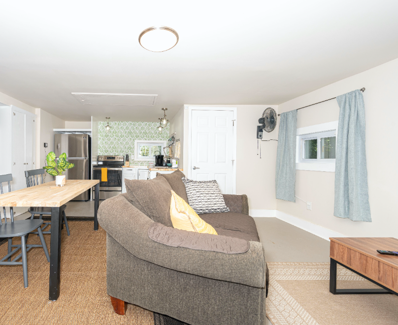 3815 Hastings Ave - Photo 7 of 9