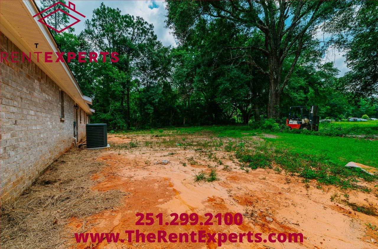 4620 Calhoun Rd #A - Photo 3 of 16