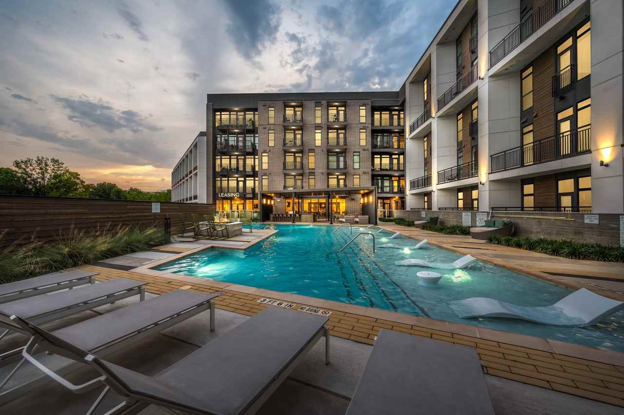 Revl Med Center - Photo 4 of 51