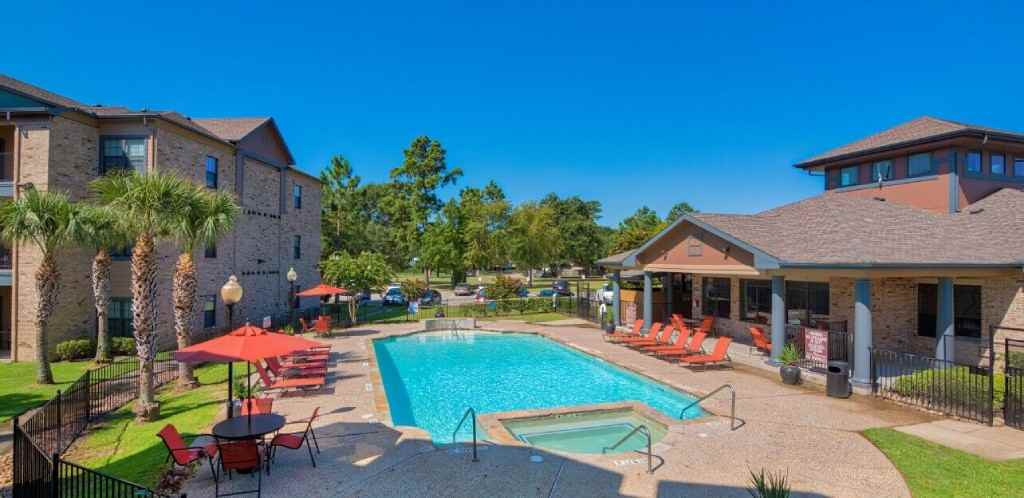 Lake Forest - Photo 2 of 24