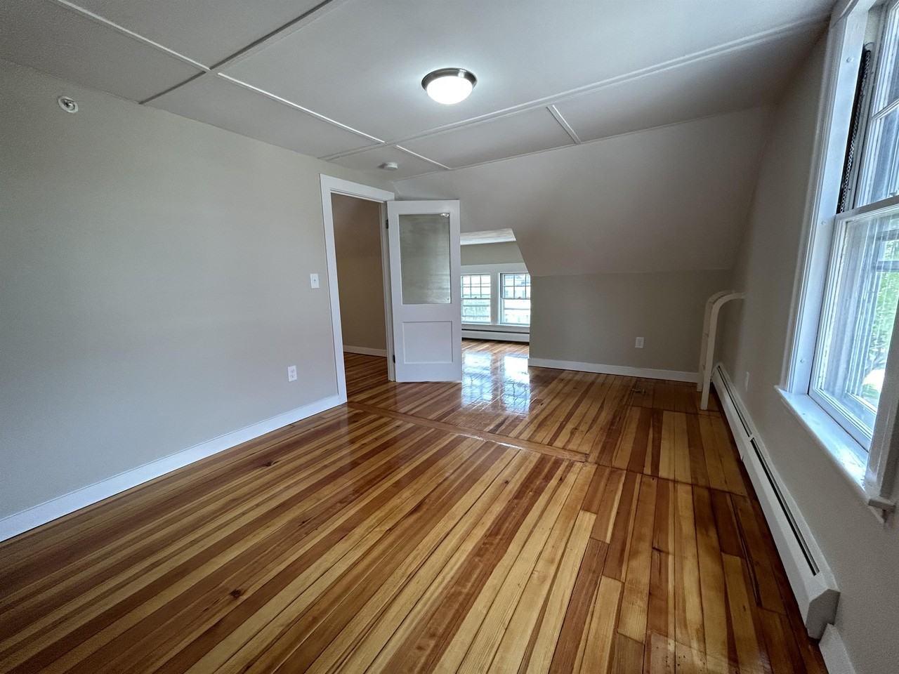 30 Roxbury St #3 - Photo 7 of 16