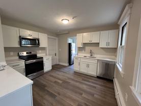 16 Roxbury St #1 - Photo 1 of 1